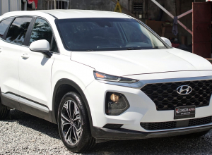 Hyundai Santa Fe SE