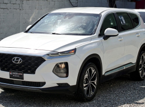 Hyundai Santa Fe SE