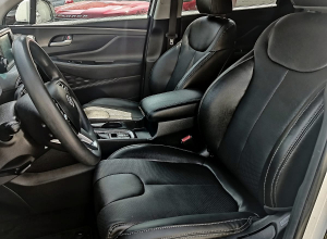Hyundai Santa Fe SE