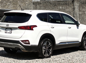 Hyundai Santa Fe SE