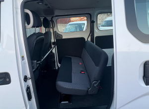 Nissan NV 200