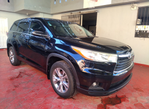 Toyota Highlander LE Plus