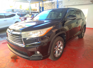 Toyota Highlander LE Plus