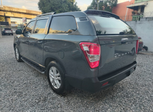 SsangYong Rexton Básico
