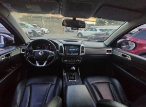 SsangYong Rexton Básico