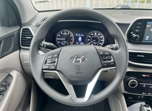 Hyundai Tucson SE