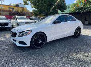 Mercedes-Benz Clase C 300 AMG