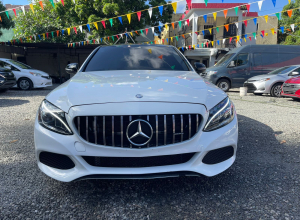 Mercedes-Benz Clase C 300 AMG