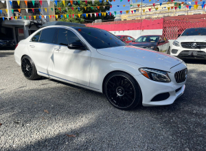 Mercedes-Benz Clase C 300 AMG