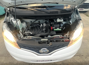 Nissan NV 200