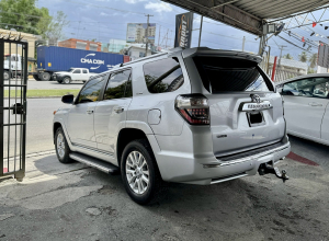 Toyota 4Runner Limited