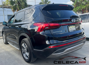 Hyundai Santa Fe SE