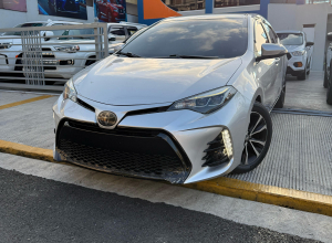 Toyota Corolla SE