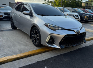 Toyota Corolla SE