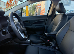 Nissan Versa S Plus