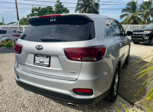 Kia Sorento LX