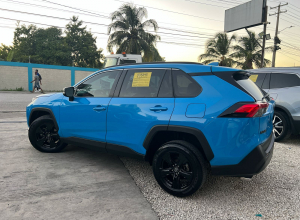 Toyota RAV4 XLE