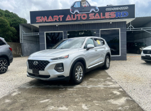Hyundai Santa Fe SE