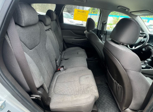 Hyundai Santa Fe SE