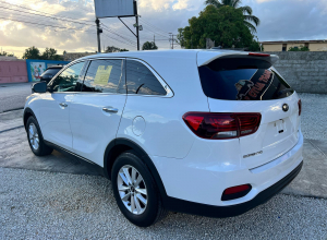 Kia Sorento LX