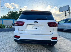 Kia Sorento LX