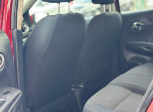 Nissan Versa SV