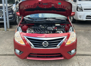 Nissan Versa SV
