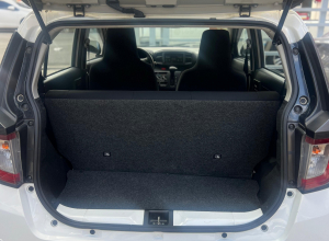 Daihatsu Mira Plus