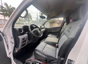 Nissan NV 350