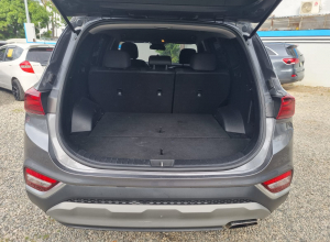 Hyundai Santa Fe SE