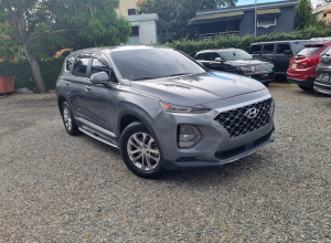 Hyundai Santa Fe SE