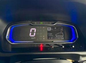 Daihatsu Mira Plus