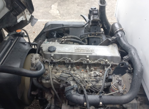 Isuzu NPR Furgon