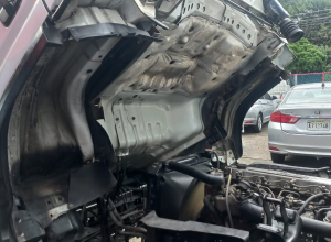 Isuzu NPR Furgon
