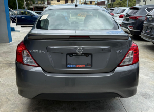 Nissan Versa SV