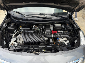 Nissan Versa SV