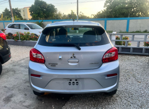 Mitsubishi Mirage Básico