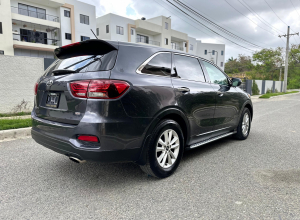 Kia Sorento LX
