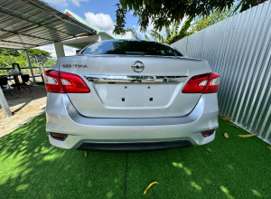 Nissan Sentra B14