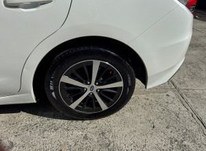 Subaru Forester Básico