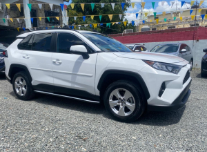 Toyota RAV4 XLE