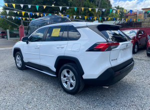 Toyota RAV4 XLE