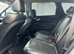 Hyundai Santa Fe SE