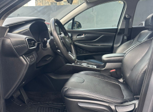 Hyundai Santa Fe SE