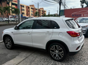 Mitsubishi Outlander Sport