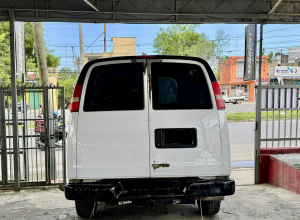 Chevrolet Express Cargo G2500