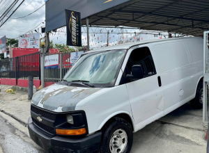 Chevrolet Express Cargo G2500