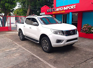 Nissan Frontier LE