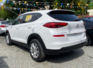 Hyundai Tucson SE