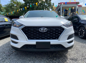 Hyundai Tucson SE